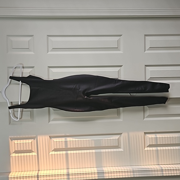 Skims jumpsuit XXS - Picture 4 of 4